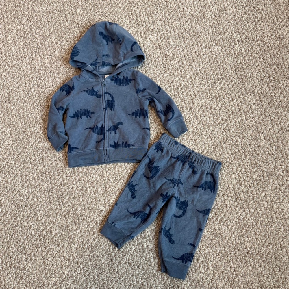 Child of Mine Carters Size 3-6M Blue Dinosaur‎ Print Hoodie & Pants Outfit Set
